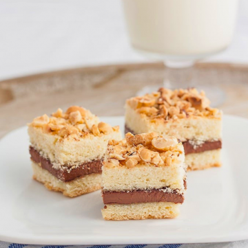 Biscotti ripieni crema di nocciole