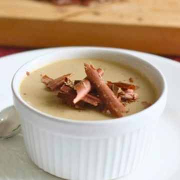 Crema al caffè e cardamomo