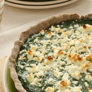 Crostata rustica al grano saraceno, spinaci e feta