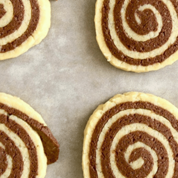 biscotti bicolori chiocciola