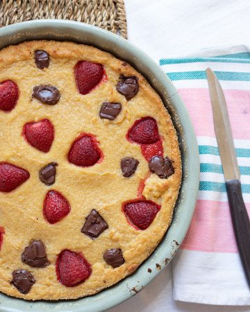 torta al semolino e fragole
