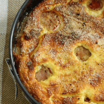 Herzhafter Kuchen mit Ricotta, Tomaten und Thymian
